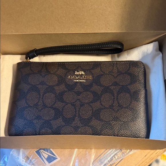 Coach Dark Brown Signature Wristlet - Picture 5 of 6